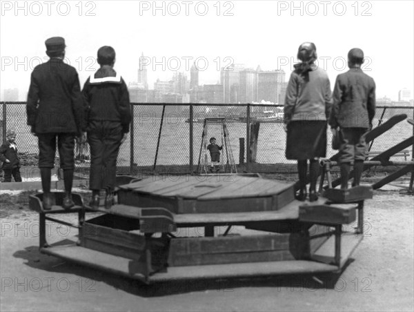 Immigrants At Ellis Island