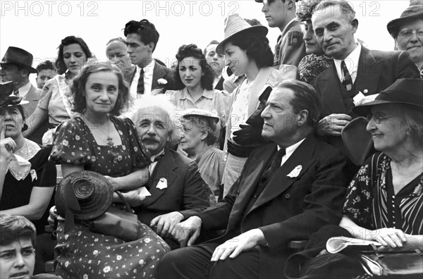 Einstein At World's Fair