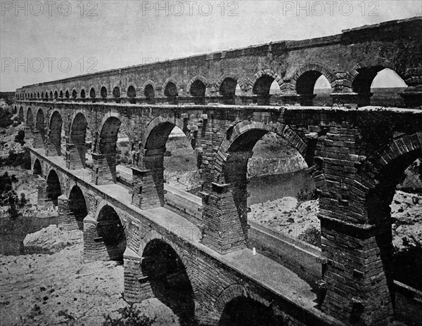 Pont du gard, remoulins