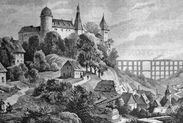 Castle mylau and the goeltztalbruecke bridge