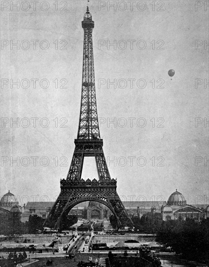 The eiffel tower, paris