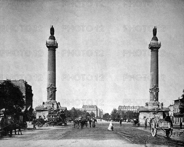 Le place de la nation square, paris