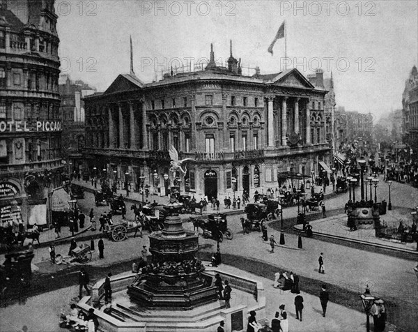 Piccadilly circus, london