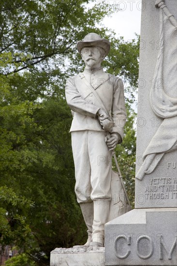 Confederate Statue  2010