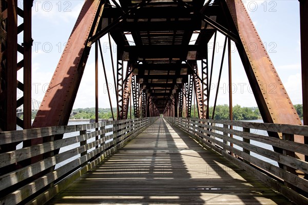 Old Railroad bridge over Tennessee River, Muscle Shoals, Alabama 2010