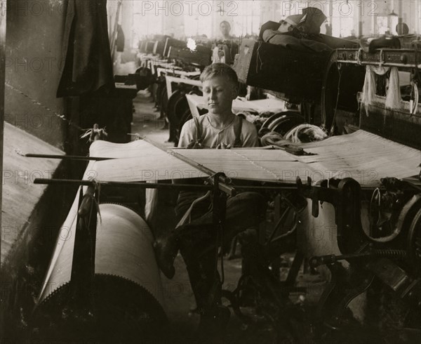 King Philip. Twister in Weave Room - arranging threads. 1916