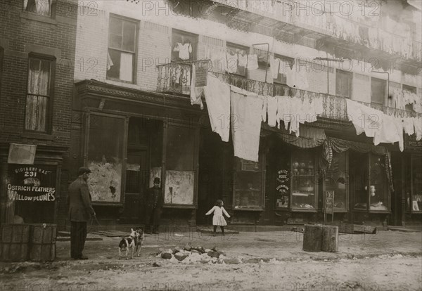 Rent sign states that these are "Eleganti Apartment." License was recently revoked  1912