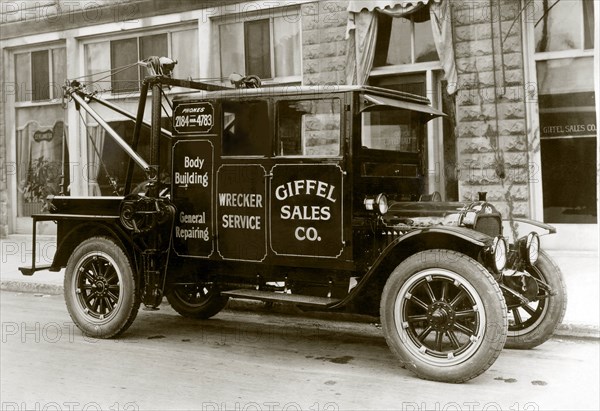 Giffel Sales Co. Wrecker Service