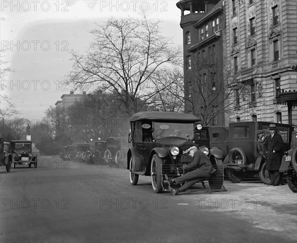 I waited for the Bus 1920