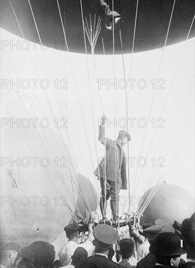 Aviator in Basket of a Hot Air Balloon 1911