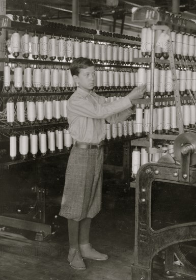 Back boy - 14 years old - Mule room. Berkshire Cotton Mills. 1917
