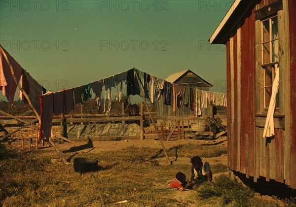 Backyard of Black tenant's home, Marcella Plantation, Mileston, Miss. Delta 1939