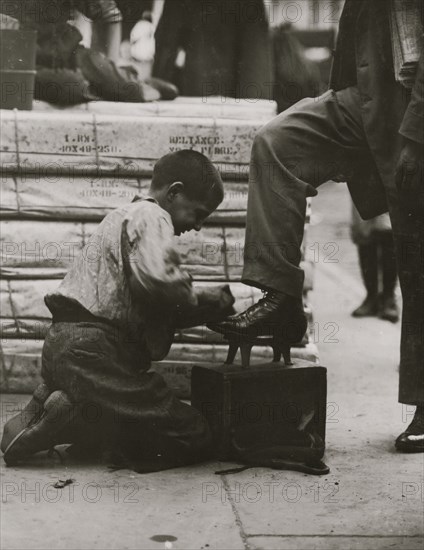 Bowery Bootblack. 1911