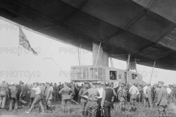 British Dirigible Car upon Landing