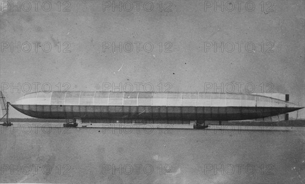 British Naval airship