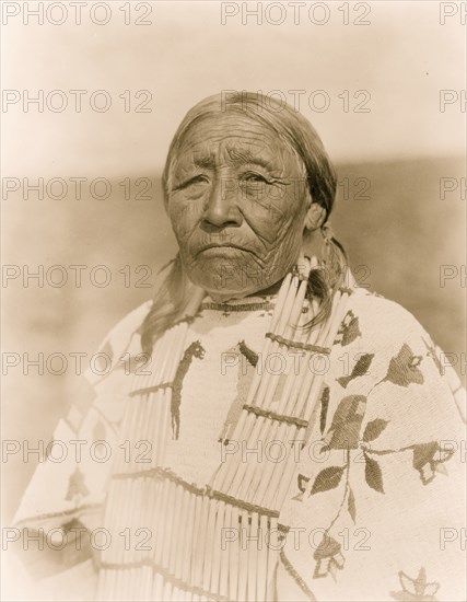 Wife of Old Crow -- Cheyenne 1927