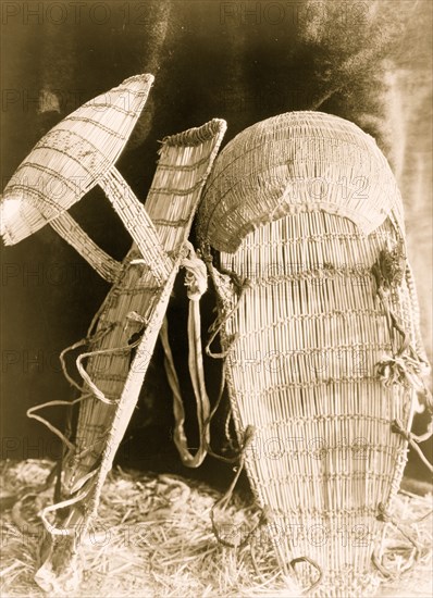 Chukchansi cradle-baskets 1924