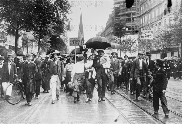 Civilian Reservists take to the Streets Singing in Parade the Marseilles 1918