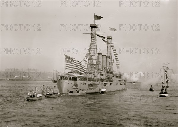 CONNECTICUT U.S.N. saluting MAYFLOWER 1914