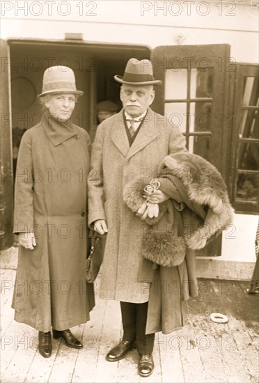 Count Konrad V. Zeppelin & wife nown