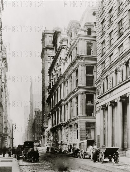 Equitable fire ruins, Broadway & Pine St. North 1912