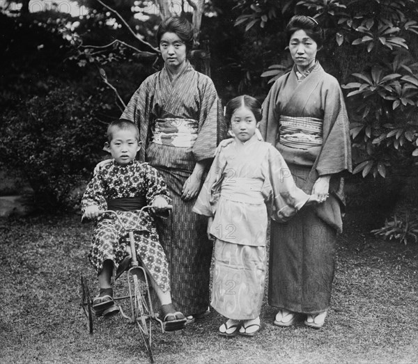 Ishi Family portrait