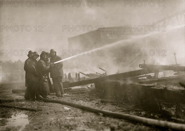 Firefighters, Firemen, Hoses, 1911