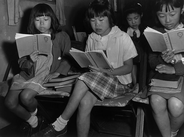 Children at Sunday school class 1943