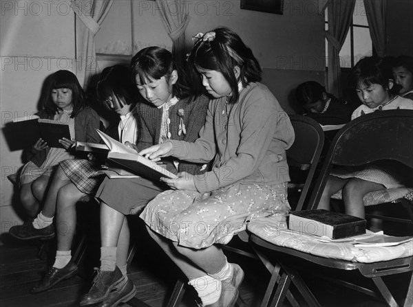 Children at Sunday school class 1943