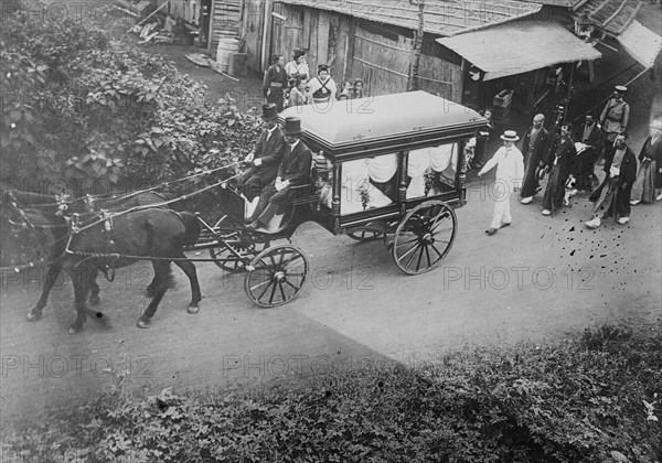 Funeral of Aviator Lt. Higuchi, Jap.