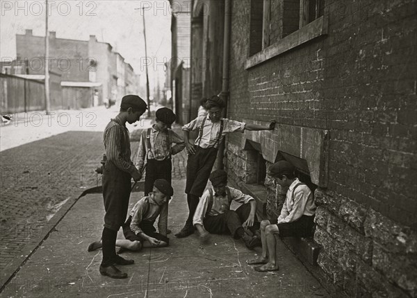 Game of Craps. Cincinnati, Ohio. Aug., 1908.  1908