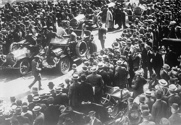 Glidden Auto Tour in Cincinnati 1908