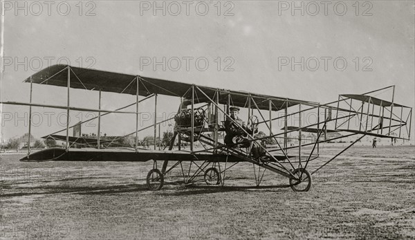 Hamilton in Aeroplane