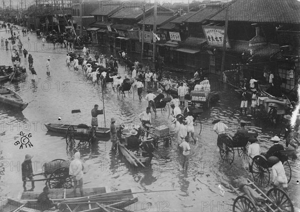 Honjo Flooded with Imperial Messengers and Water