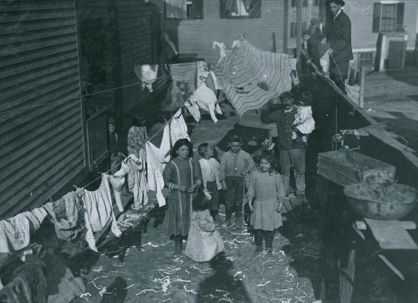 Housing conditions, Rear of Republican St. Providence 1912