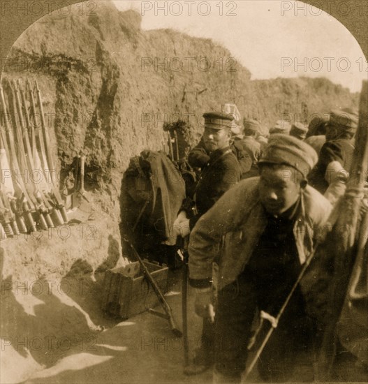 In the front parallel of the Japanese trenches 1905