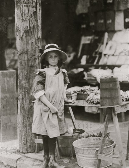 In the shadow of City Hall, selling vegetables at 515 King St., Wilmington, Delaware.  1910