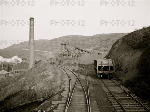 Iron mine, Red Mountain, Birmingham, Alabama 1906