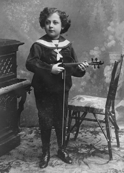 Jascha Heifitz, Jewish Child Prodigy Violinist 1919