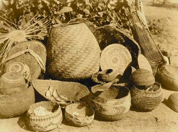 Karok baskets 1923