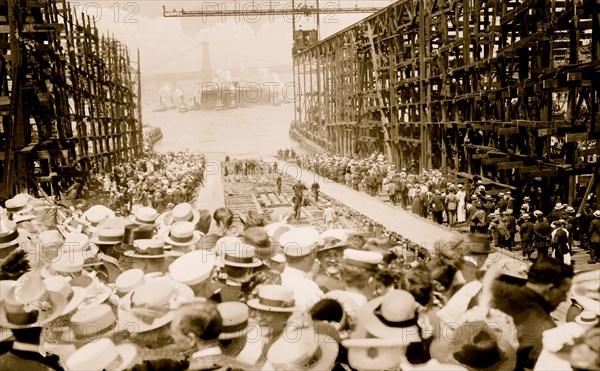 Launch of ARIZONA 1916
