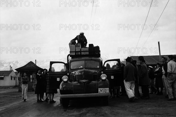 Packing up 1943