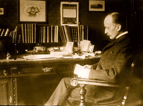 Dr. Max Planck (i.e. Planck) nown