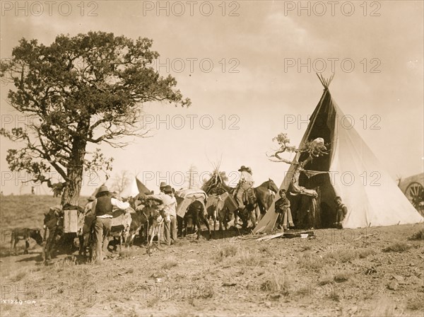 Visitors at Jicarilla 1905