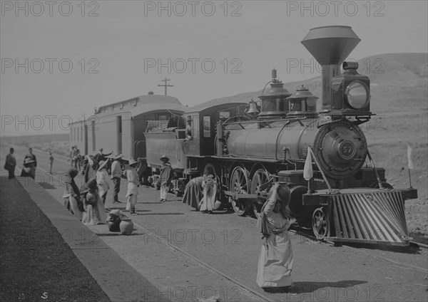 Mexican Central Railway train at station, Mexico 1900
