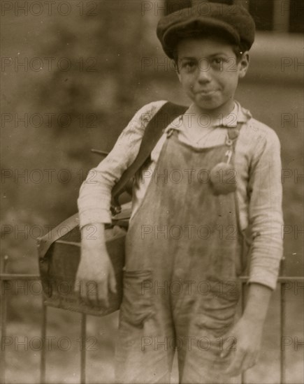 One of the ten year old shiners in Hartford, Conn 1924