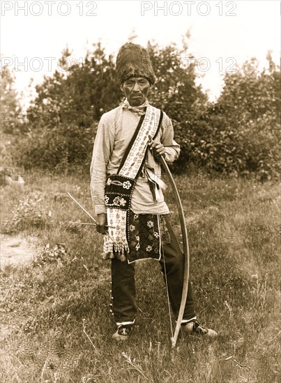 Os Ko Bos (Chippewa) 1907