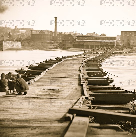 Petersburg, Virginia. Pontoon bridge 1865