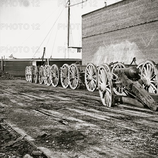 Richmond, Virginia. Confederate artillery 1865