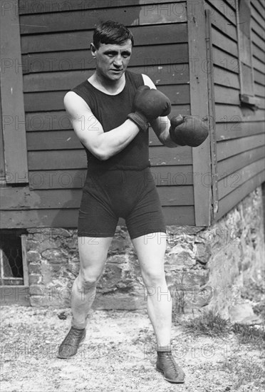 Rube Warnes, Middleweight 1910